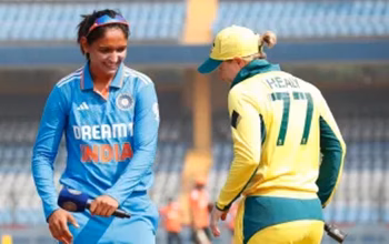 Australia vs India Women’s ODI 2025: हैरिस और गर्थ की एंट्री, बिना बदलाव उतरी टीम इंडिया